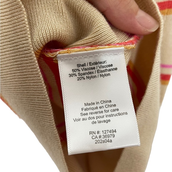 HeartLoom | NWT Viva Cross Back Striped Sweater Tank Medium - Picture 5 of 7